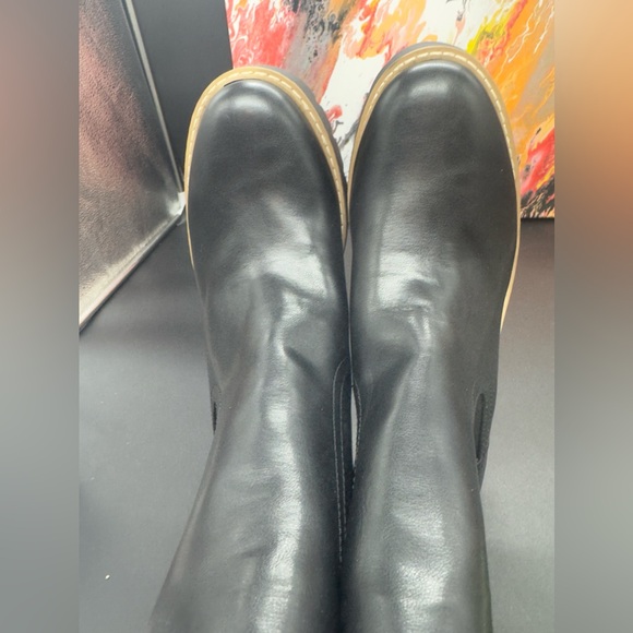 DV by Dolce Vita Tobias Gore Lug Boots - Picture 5 of 8